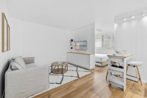 Studio4 Bondi Chic Interiors with Rooftop Pool Sydney